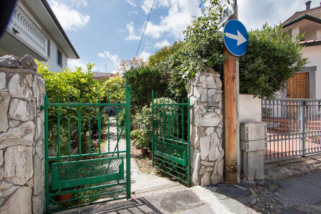 Il Covino Apartment Viareggio Exterior photo